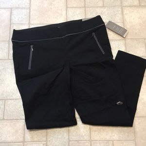Maurices NWT skinny fit stretchy pant black